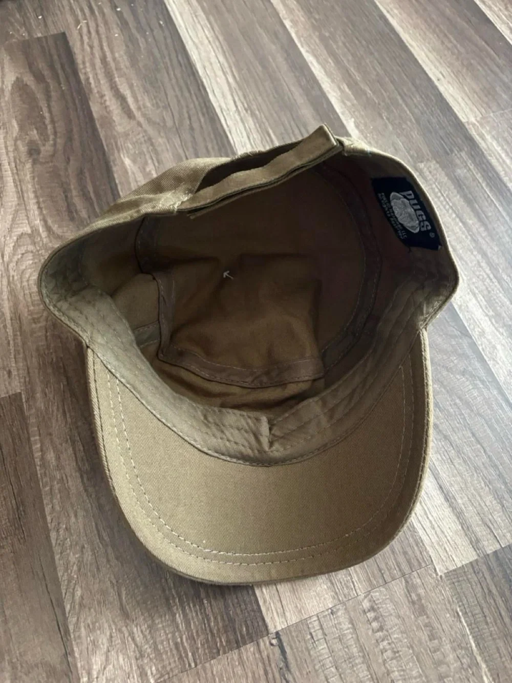 NWT  Puggs Shelby Rhinestones women's hat cap